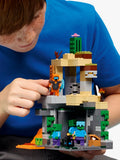LEGO Minecraft Zombie Dungeon building set 284 pieces, UK version