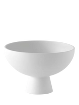 John Lewis raawii Strøm Large Earthenware Footed Serve Bowl, Vaporous Grey, 22cm- Buy online at McGrocer