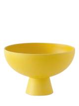 John Lewis raawii Strøm Medium Earthenware Footed Serve Bowl 19cm Freesia- Buy online at McGrocer