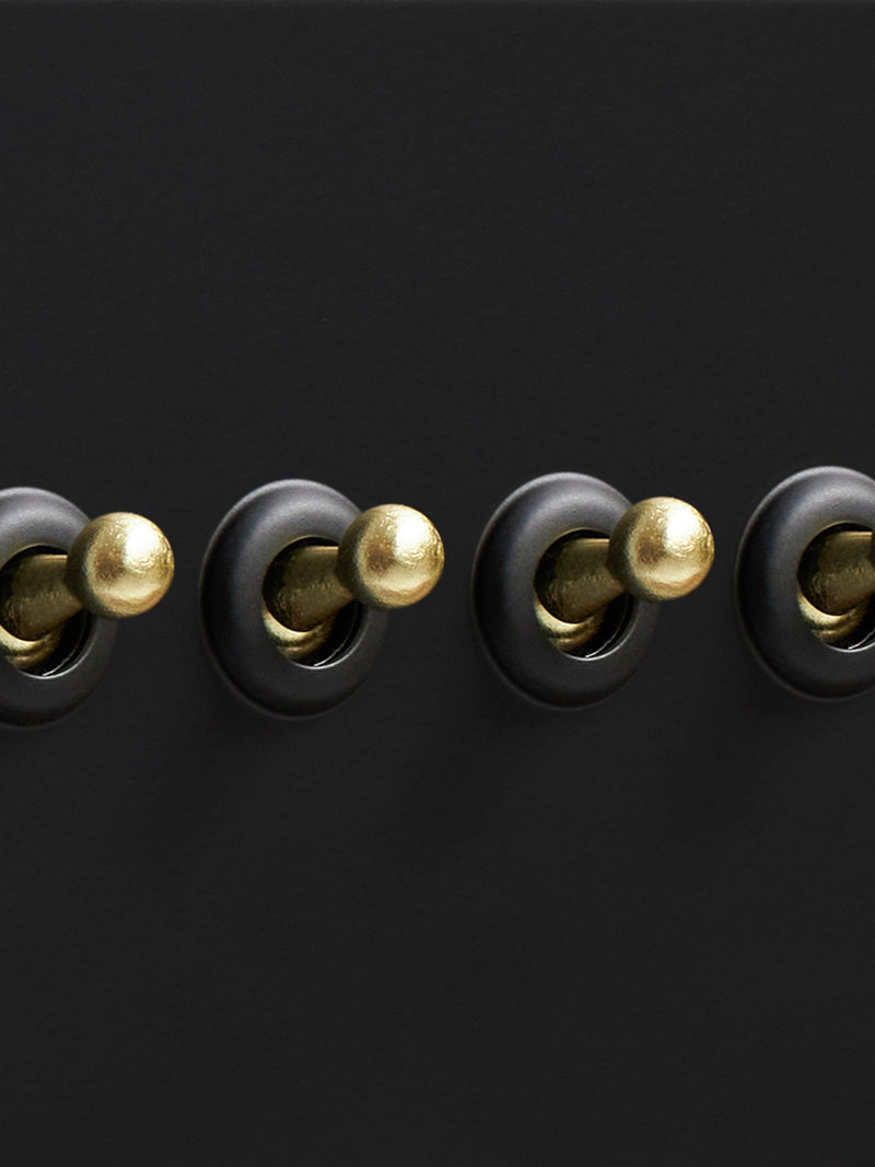Dowsing & Reynolds matt black quadruple toggle switch - British product