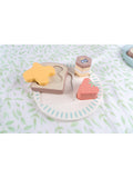 Winnie the Pooh picnic backpack set play food toy (British brand)