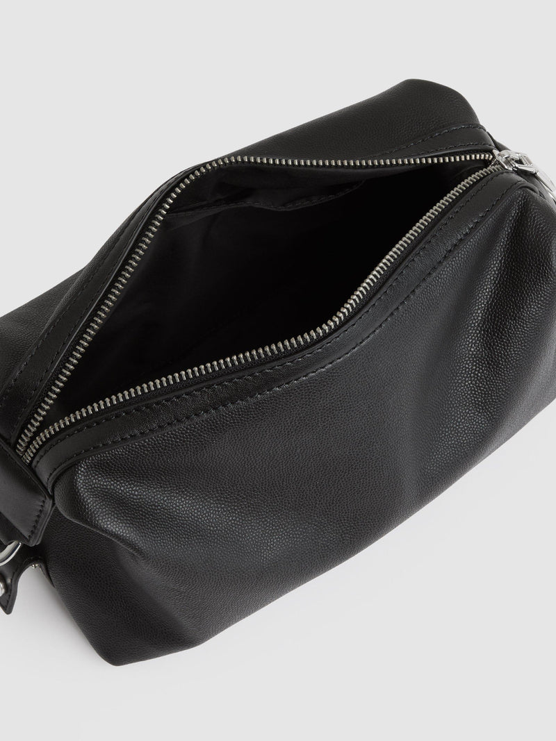Reiss leather wash bag black, UK version