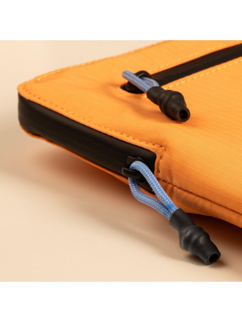 Native Union Ultralight sleeve for MacBook 16, imported from the UK