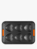 Le Creuset heart non-stick bake tray 6 cup - British product