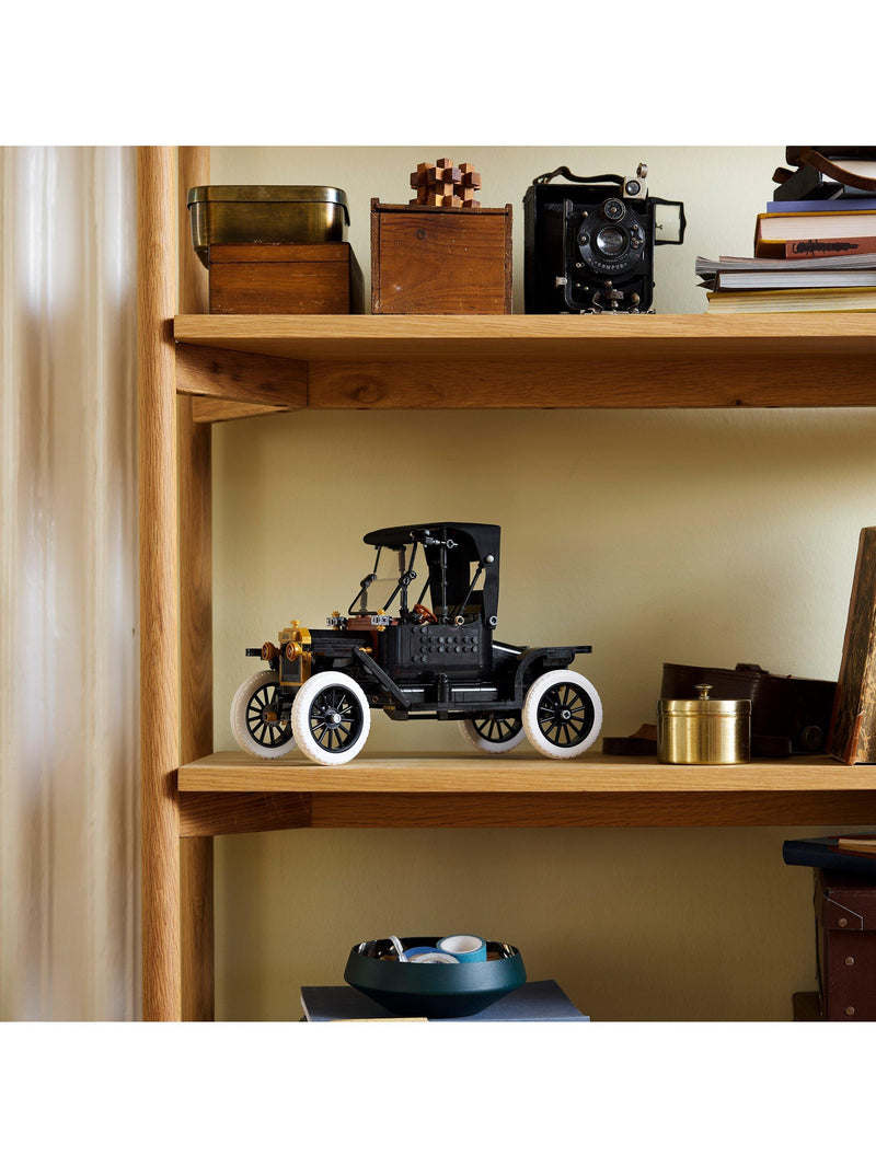 LEGO model kit Ford Model T 11376 - British product