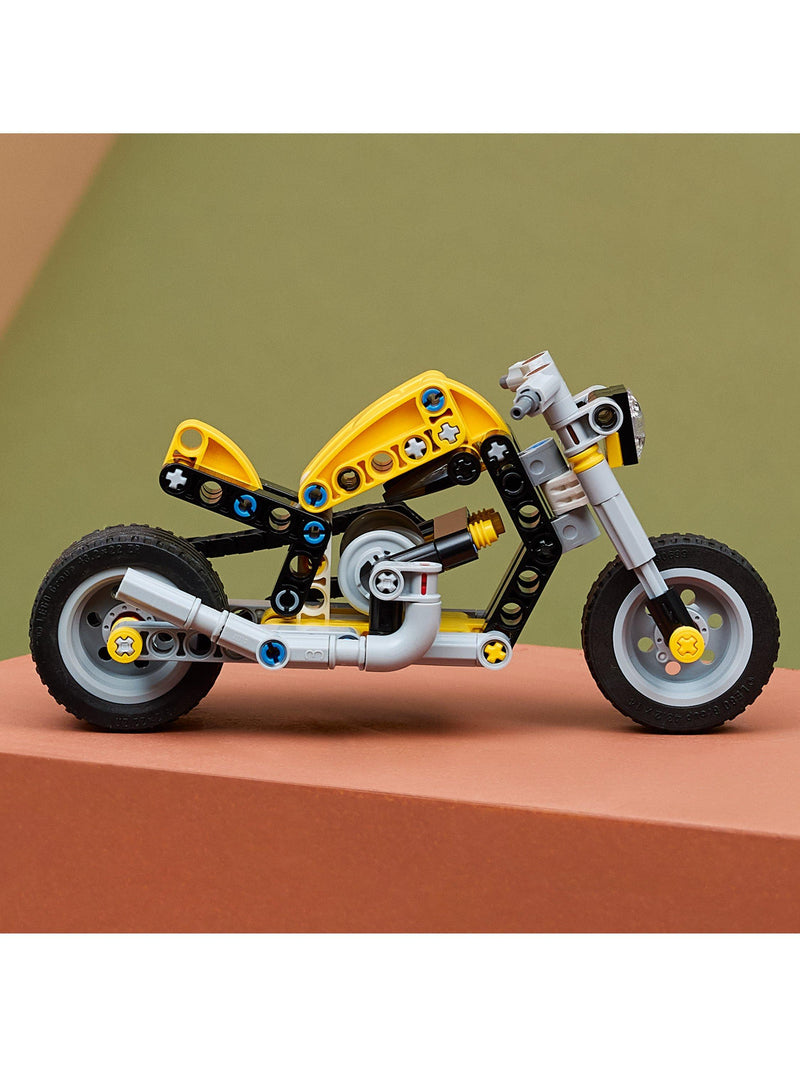 LEGO Technic Yellow Motorbike 151 piece set - British product
