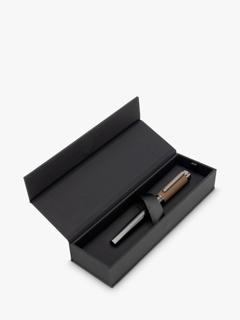 HUGO BOSS Corium fountain pen - British product