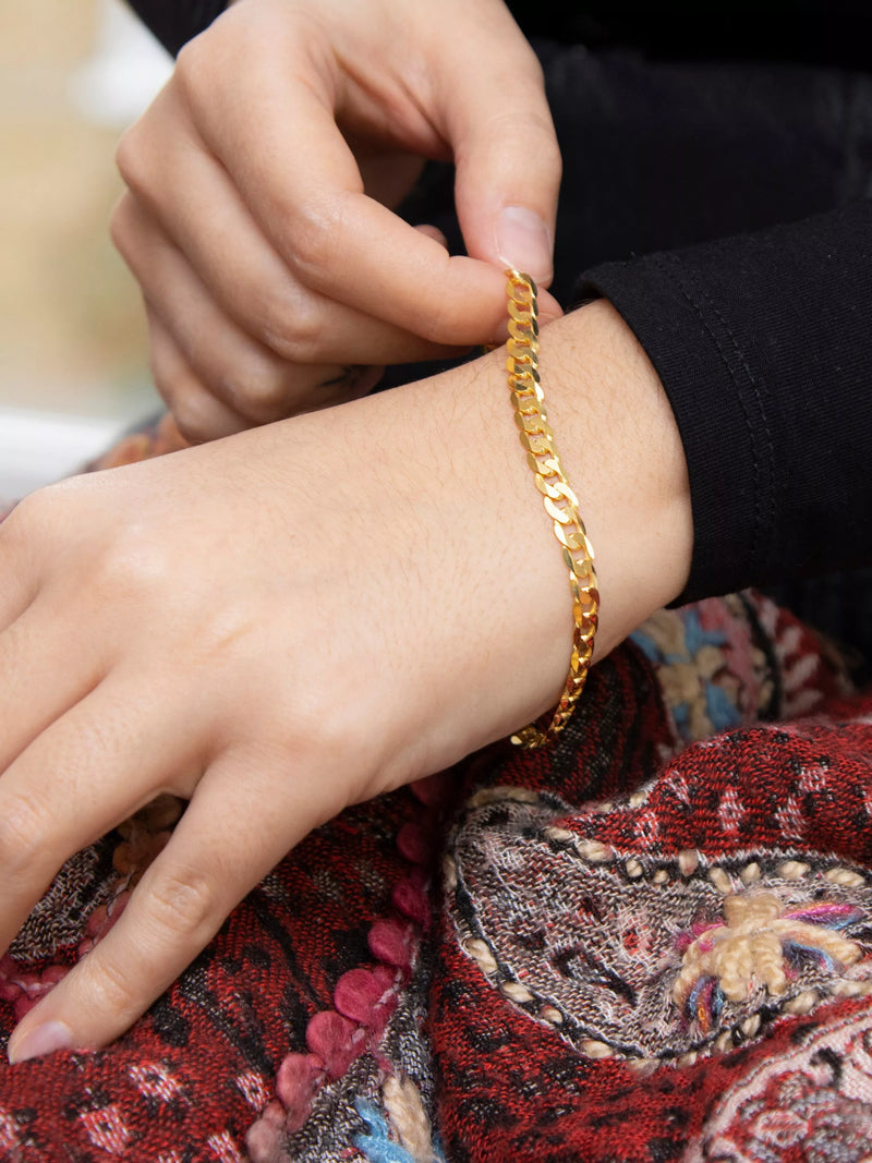 IBB 9ct yellow gold diamond cut curb bracelet 20cm (British brand)