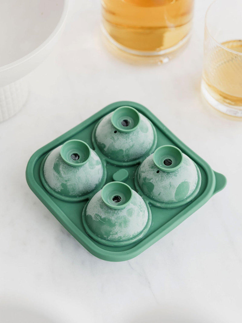 Uberstar golf ball ice mould 4 cubes (British brand)