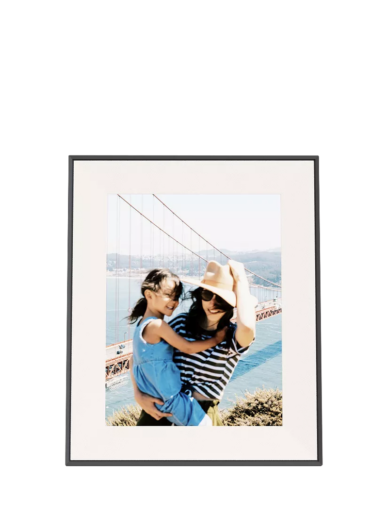Aura Frames Aspen 12-Inch Digital Photo Frame