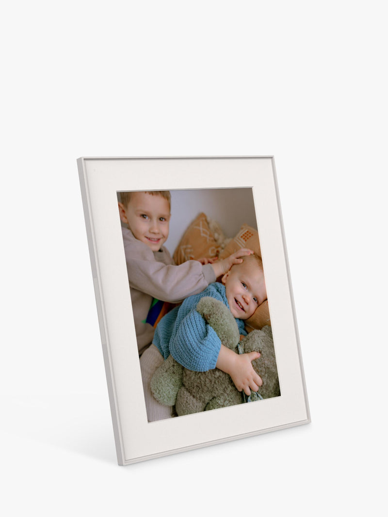 Aura Frames Walden digital photo frame 15 inch - British product