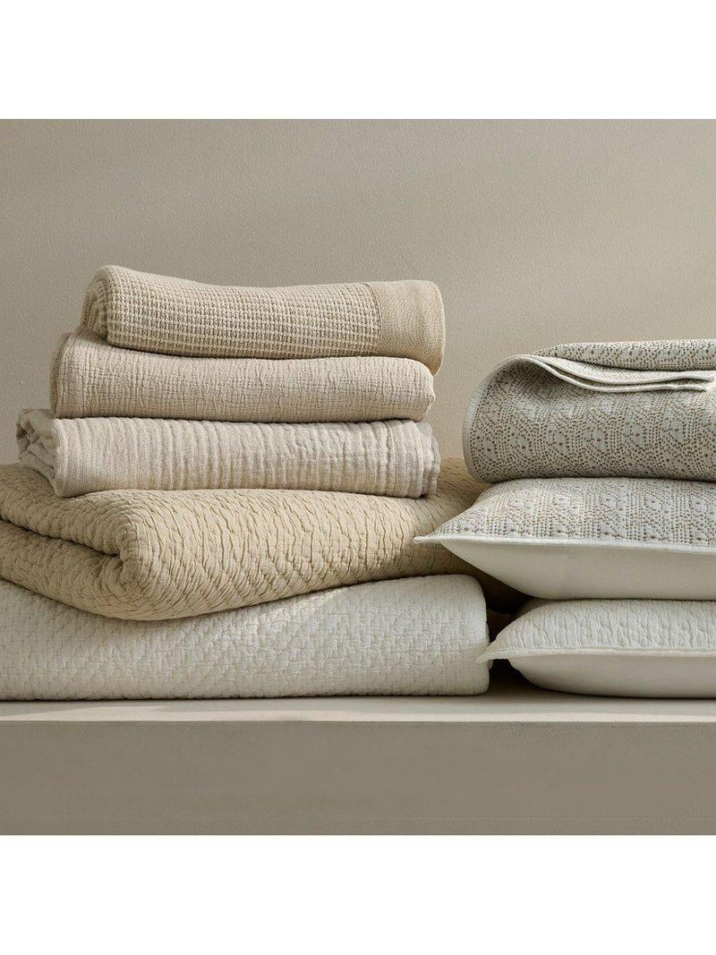 West Elm Matelassé bedspread Sand super king size, UK version