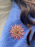 QueenMee pink flower brooch 5cm, UK version
