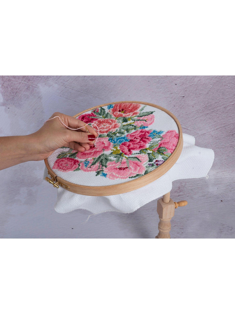 Milward embroidery seat stand with three hoops - British product