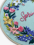 MakeBox & Co spring floral embroidery kit 20cm (British brand)