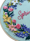 MakeBox & Co spring floral embroidery kit 20cm (British brand)