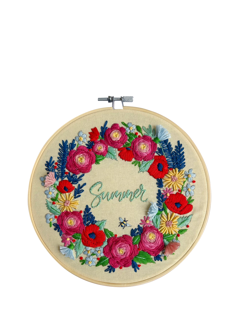 MakeBox & Co Summer Flowers embroidery kit 20cm, UK version