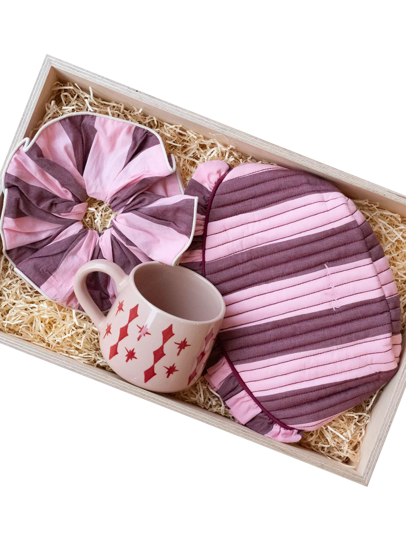 TBCo Getting Ready gift set wash bag scrunchie mug imported from UK