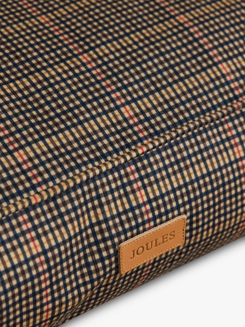 Joules Henson Check pet duvet with non-slip base, UK version