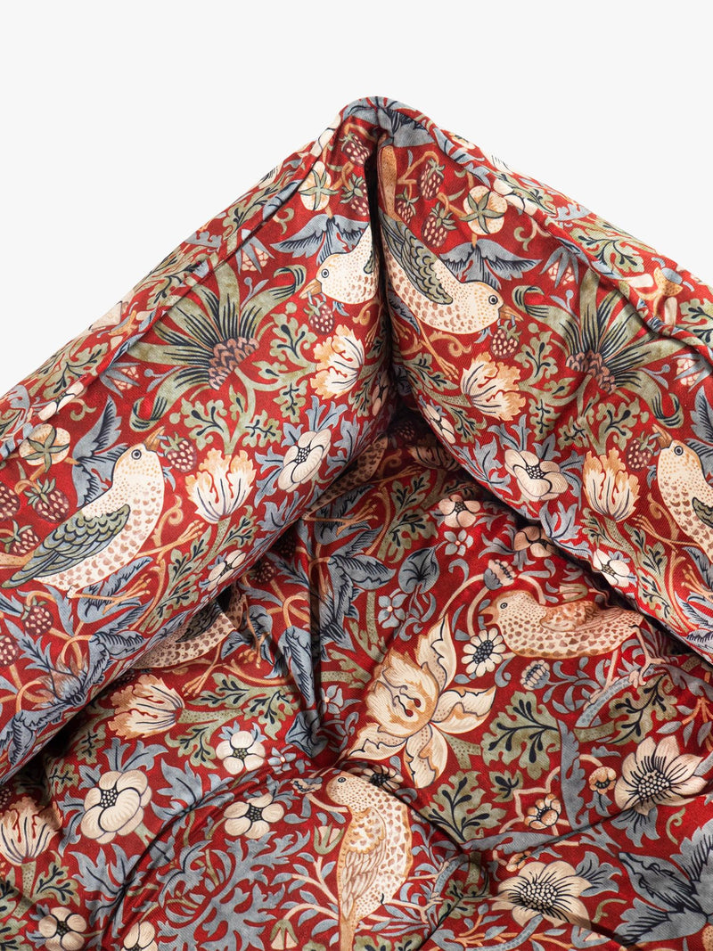 Morris & Co. Strawberry Thief dog bed 80x62cm - British product