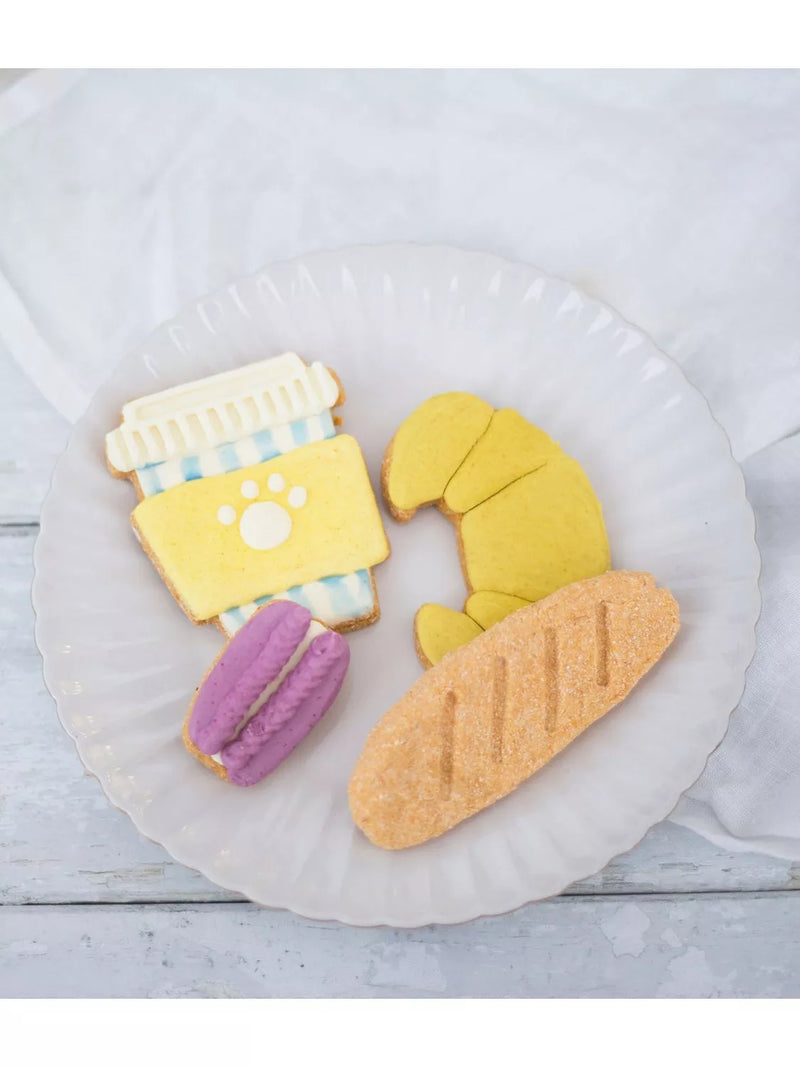 Fluff & Crumble bakery dog biscuit gift set 160g - British product