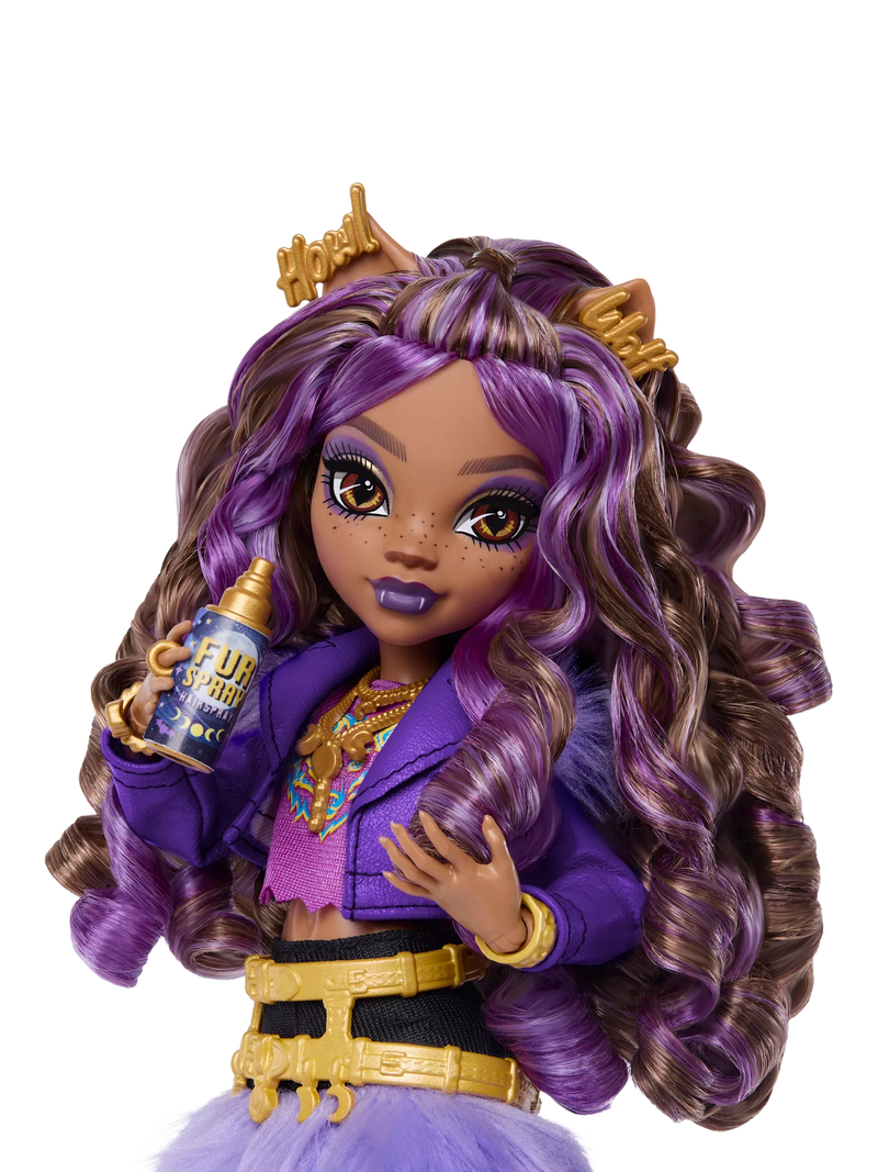 Monster High Clawdeen Wolf fashion doll with Crescent (British brand)