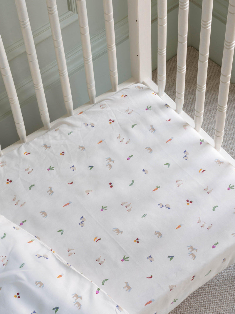 Avery Row cotbed fitted sheet Little Farm, UK version