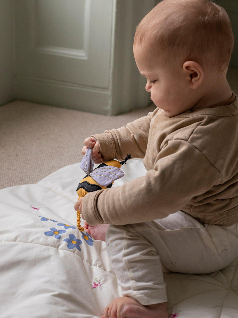 Avery Row Wildflower Garden activity mat 100cm - British product