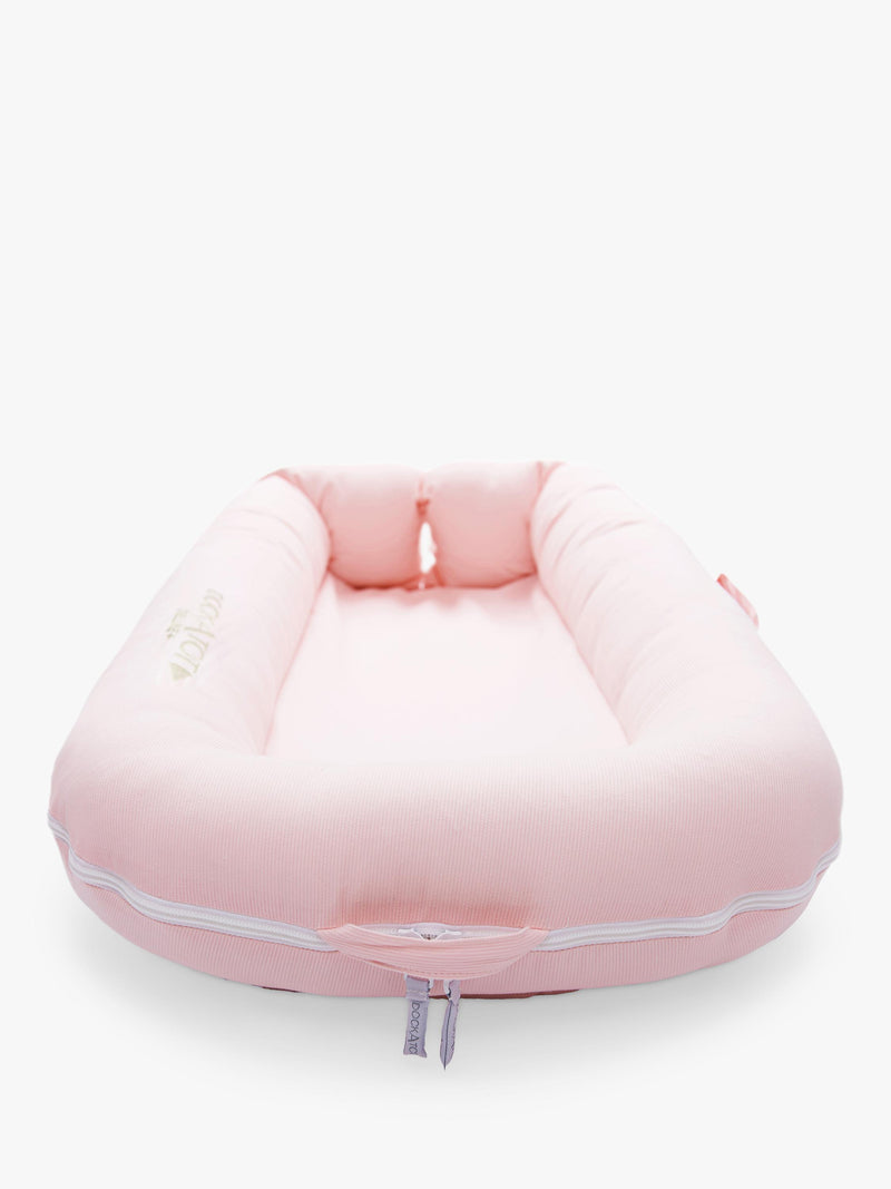 DockATot Deluxe+ pink baby pod - British product
