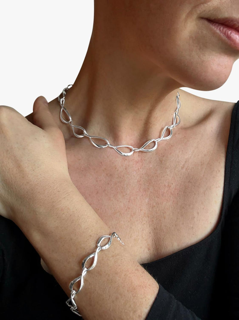 Nina B sterling silver ripple link necklace 43cm, UK version
