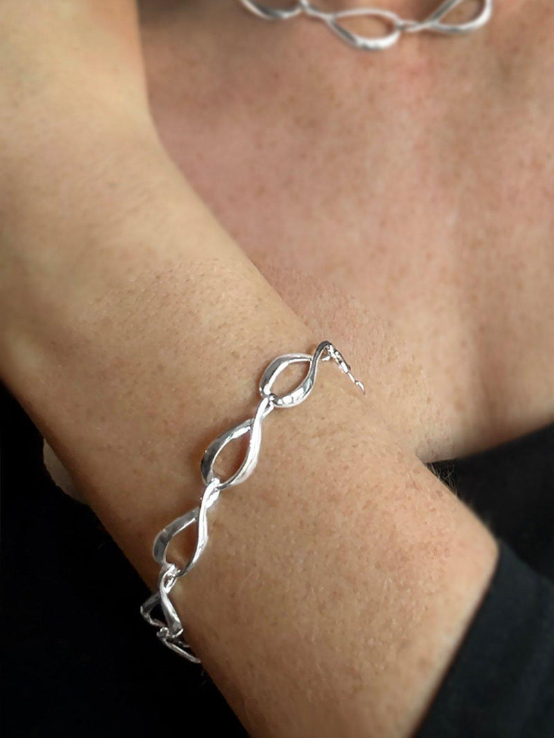 Nina B sterling silver ripple link bracelet, imported from the UK