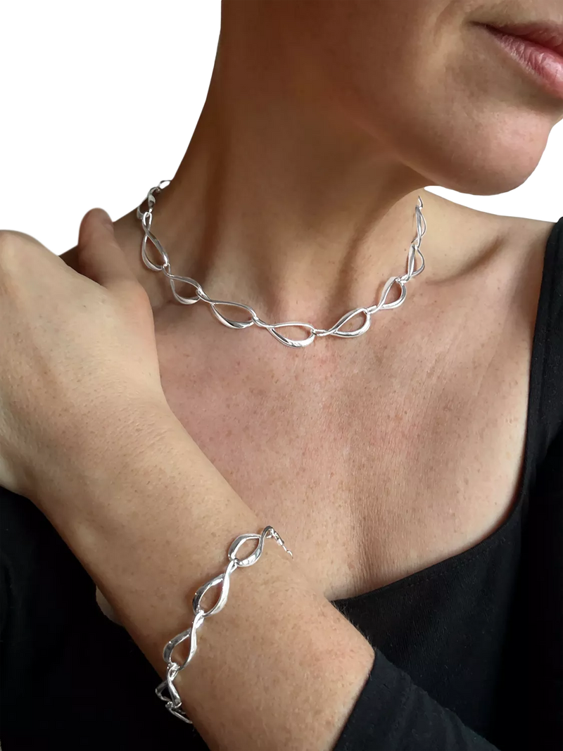 Nina B sterling silver ripple link bracelet, imported from the UK