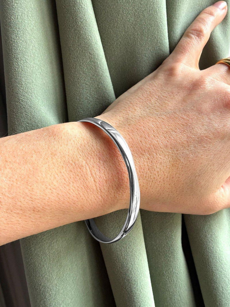 Nina B sterling silver wave bracelet slip on bangle - British product
