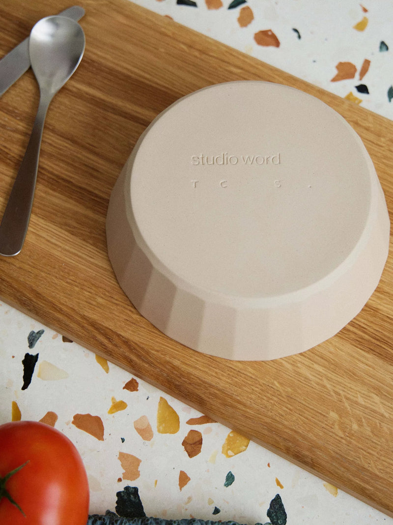 The Conran Shop Shapes Porcelain serve bowl 19cm Oatmeal - British product