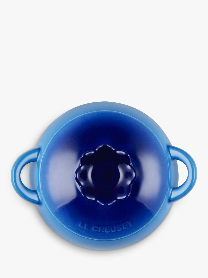Le Creuset stoneware blueberry petite casserole 480ml - British product