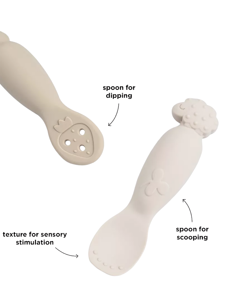 Done by Deer learning spoon set Sand (British brand)