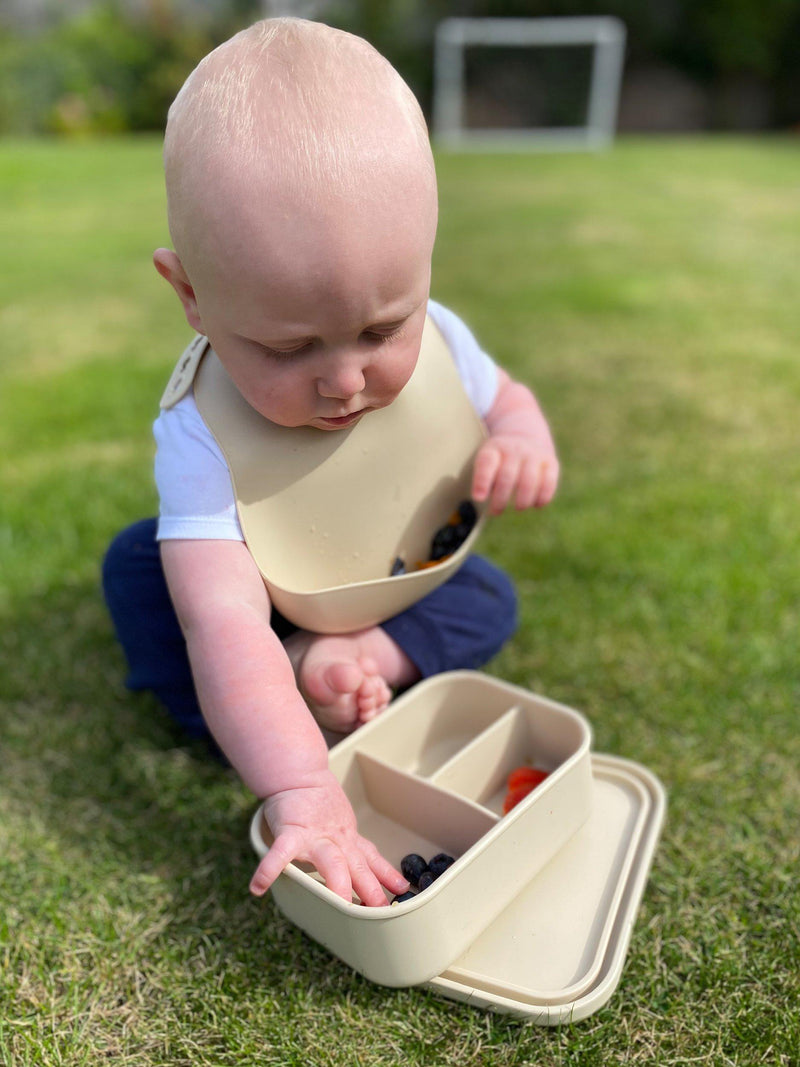 Cheeky Chompers silicone weaning set Sand, UK version