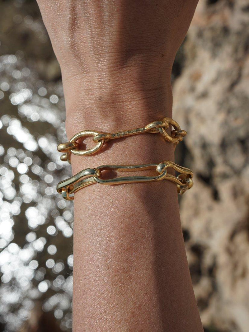 Shyla Matera Interlock Bracelet Gold - British product