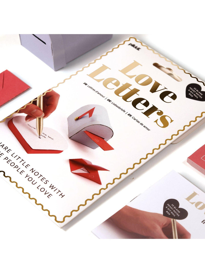 Pikkii love letters kit with blank heart notes and DIY mailbox, UK version