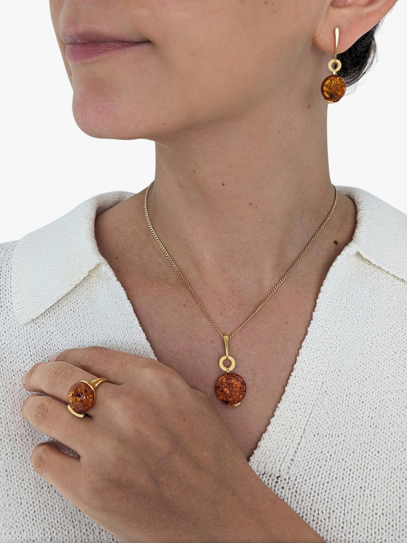 Be-Jewelled Baltic Cognac Amber pendant necklace - British product