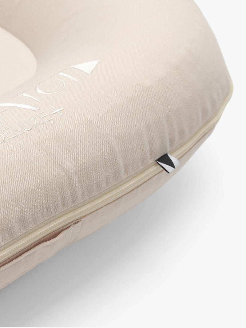 DockATot Deluxe+ baby pod natural (British brand)