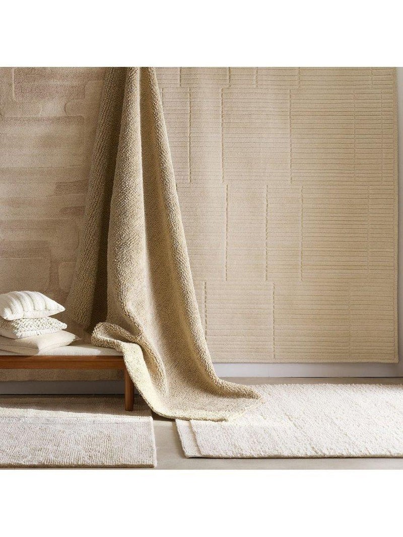 West Elm rounded wool rug hand tufted sand - British product