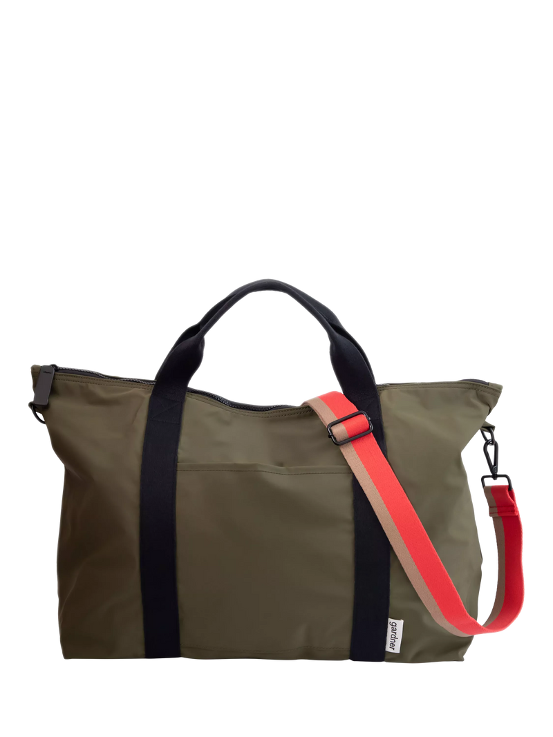 Caroline Gardner khaki duffle bag, UK version