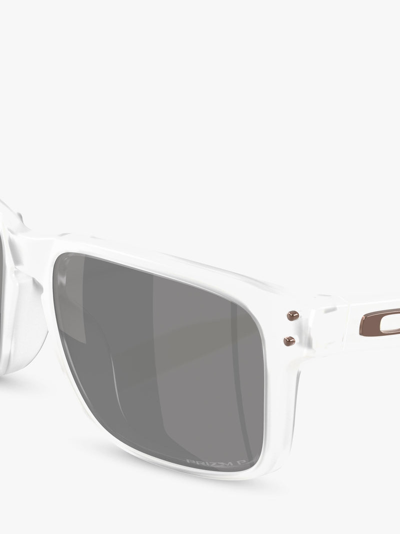 Oakley OO9102 polarised square sunglasses matte clear grey, imported from the UK