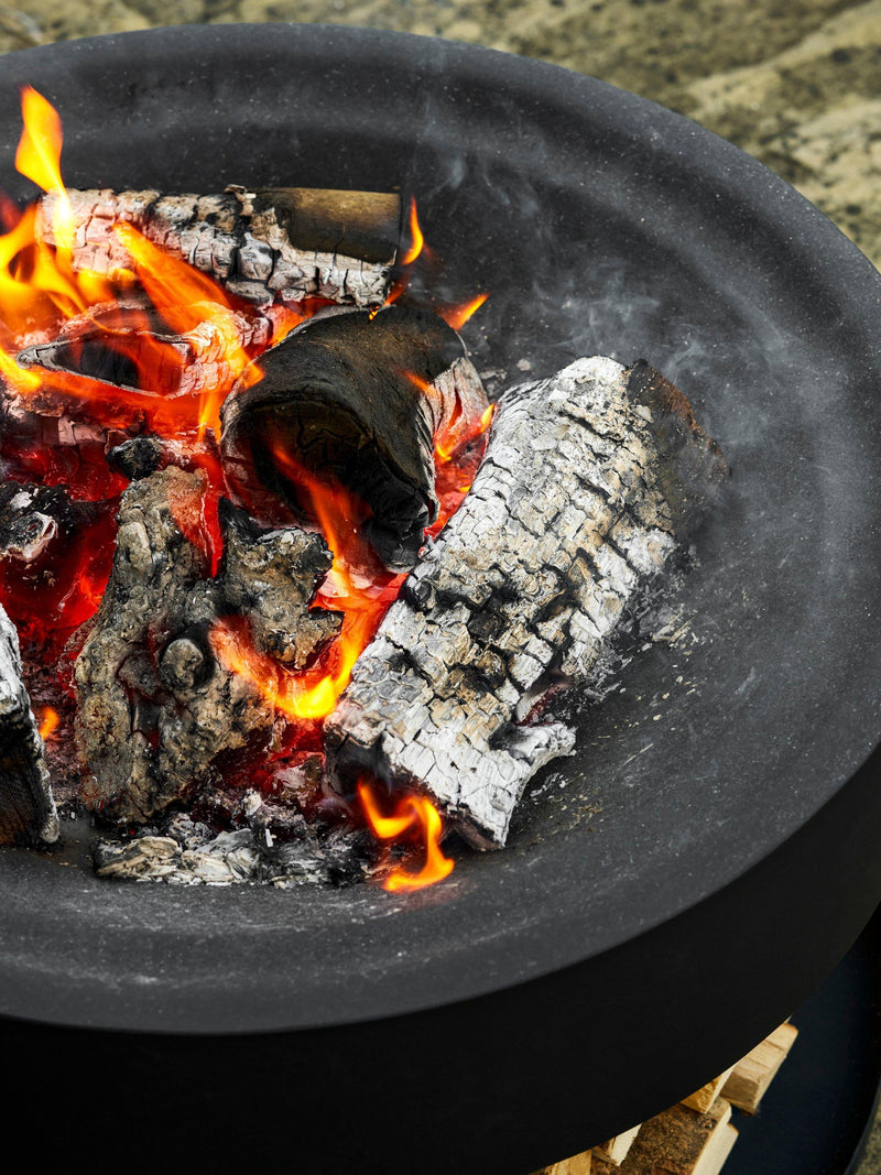 Garden Trading Sarsden fire pit black 70cm, imported from the UK