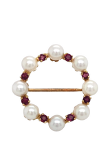 John Lewis Vintage Fine Jewellery Pre-loved 9ct Yellow Gold Cultured Pearl and Rhodalite Garnet Circle Brooch, London 1997- Buy online at McGrocer