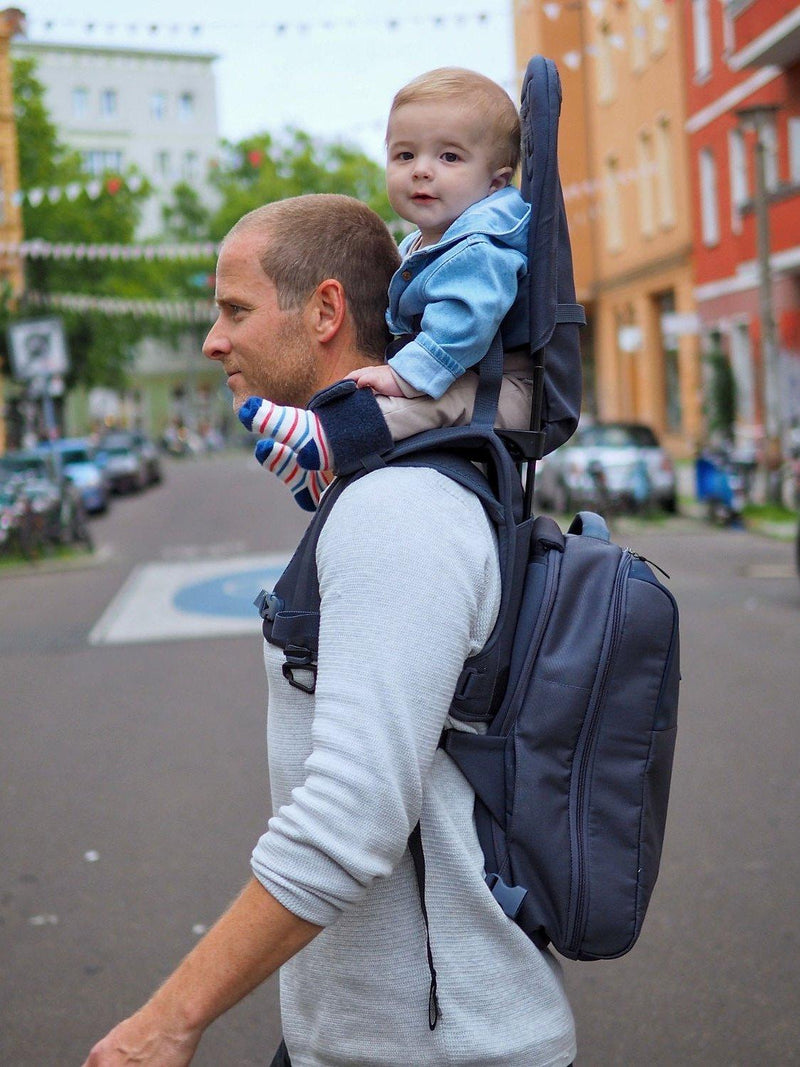 MiniMeis HERO backpack lightweight baby seat carrier, UK version