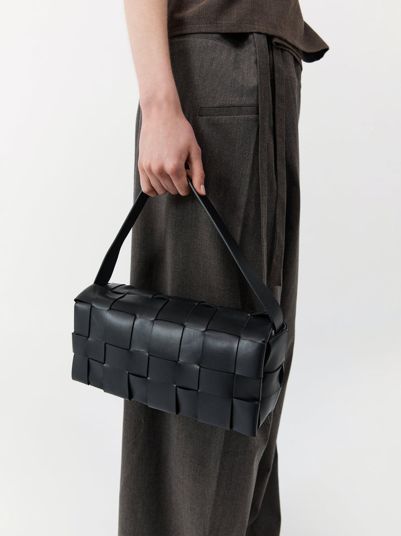 St. Agni woven envelope slim tote bag black (British brand)