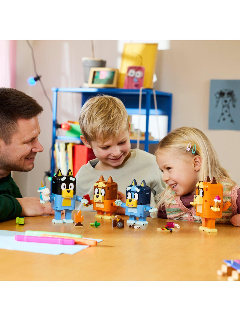 LEGO Bluey family building toy 466 pieces (British brand)