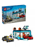 LEGO City Drive-Through Car Wash building kit 583 pieces (British brand)